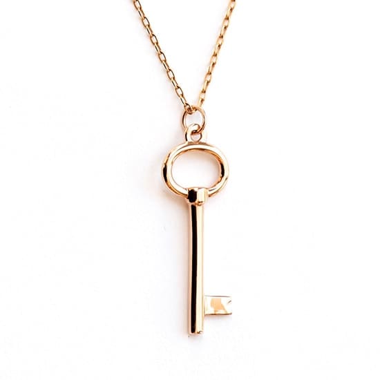 key necklace gold