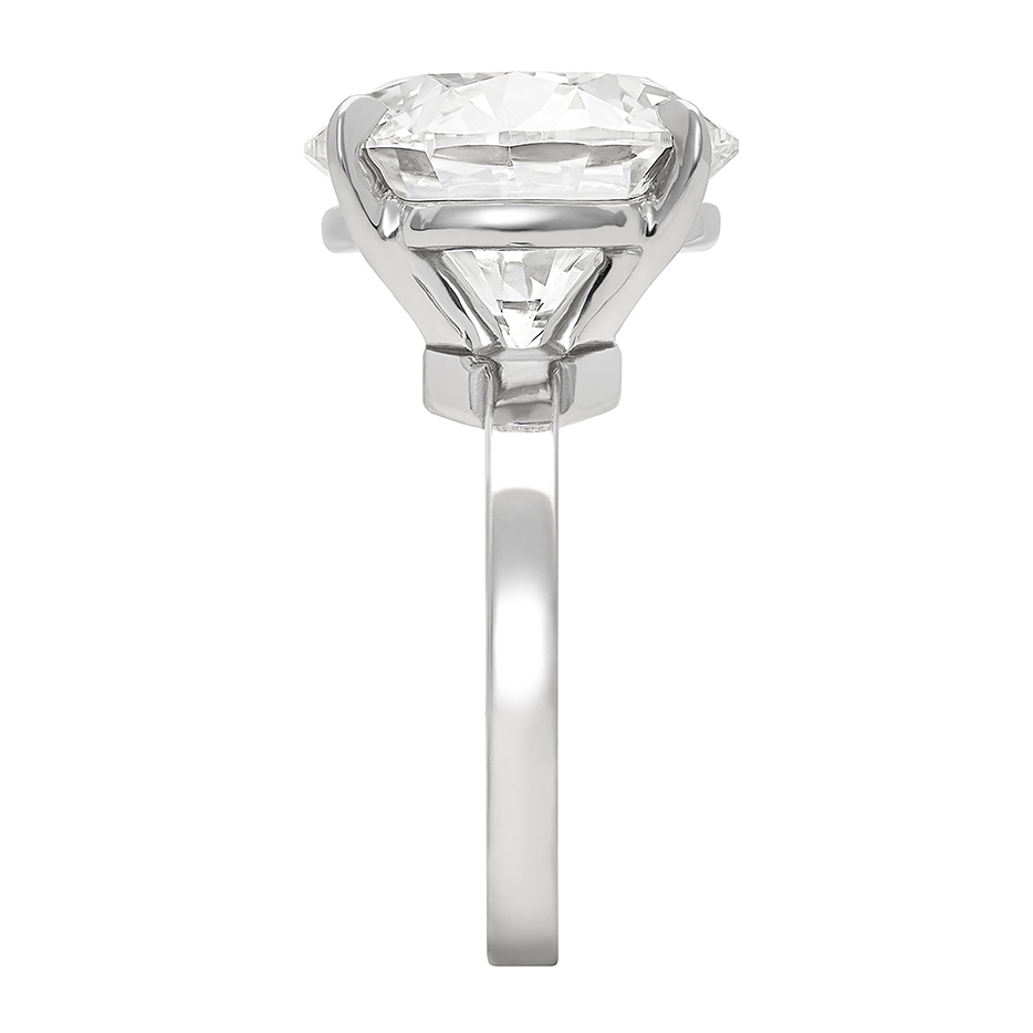 The 8.69ct Round Brilliant Cut Tamra Ring
